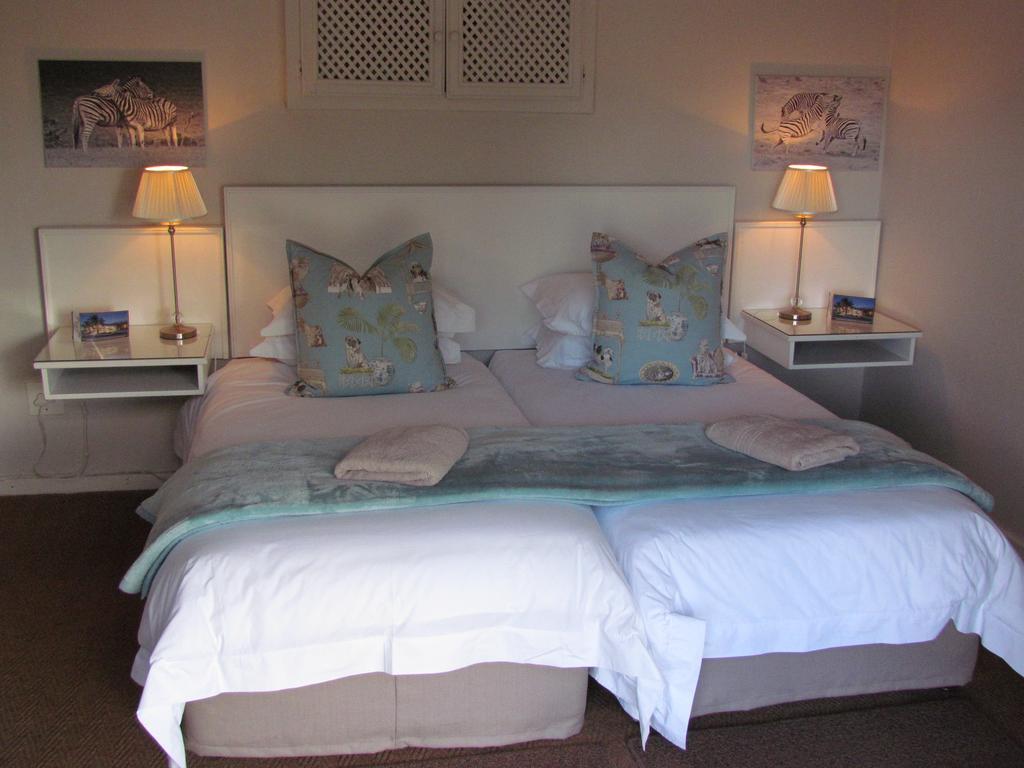 Wagon Wheel Country Lodge Beaufort West Esterno foto